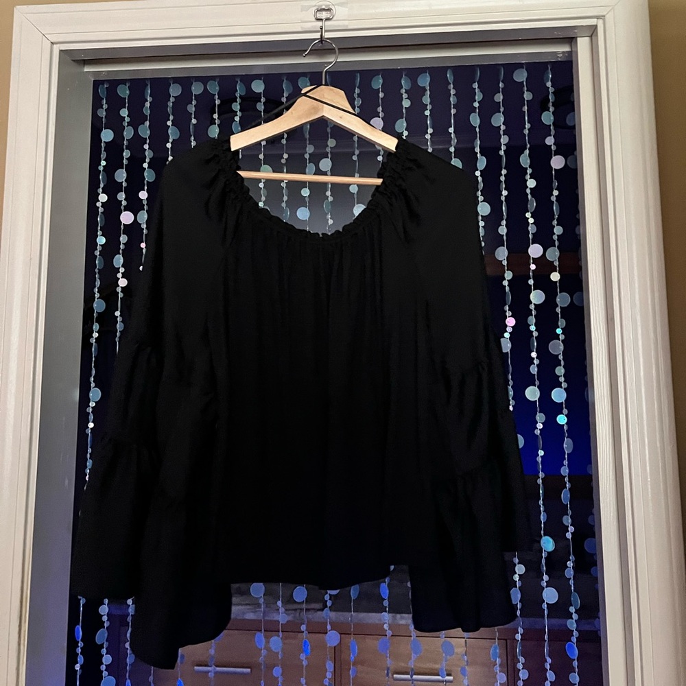 Anthropologie 3/4 sleeve black top size S